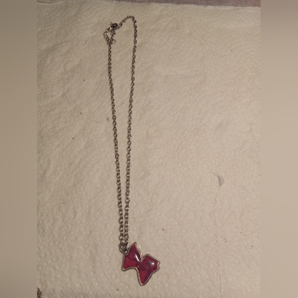 Elegant Silver and Pink Necklace